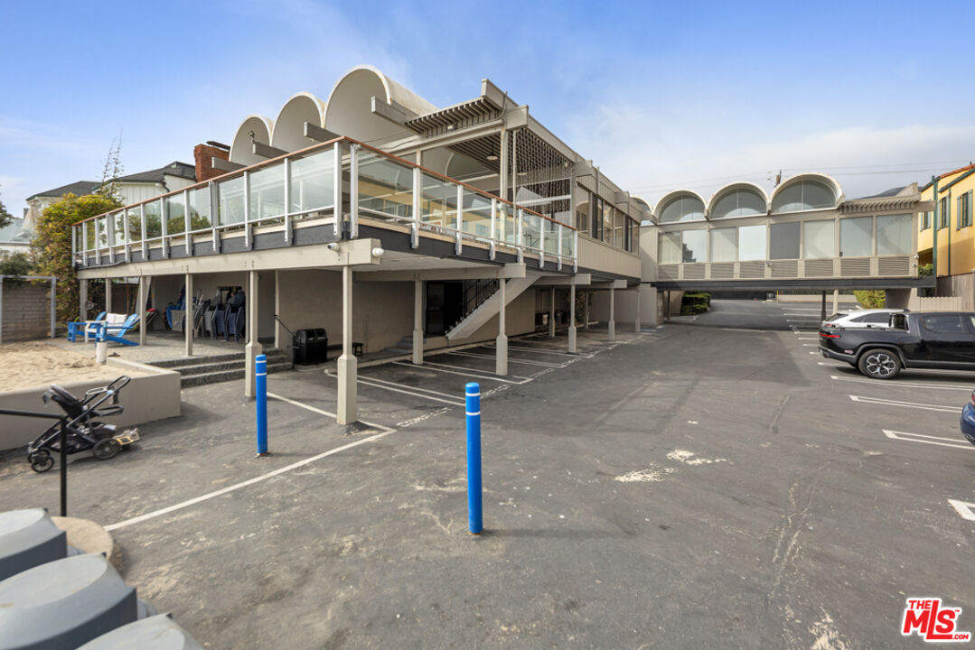 30611 Las Estrellas Dr