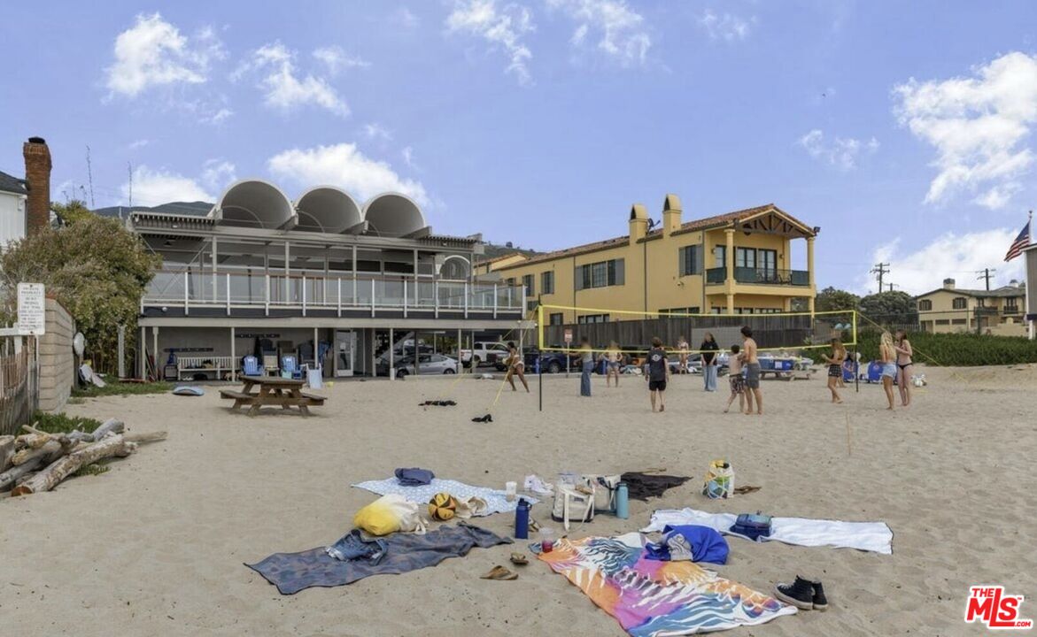 30611 Las Estrellas Dr