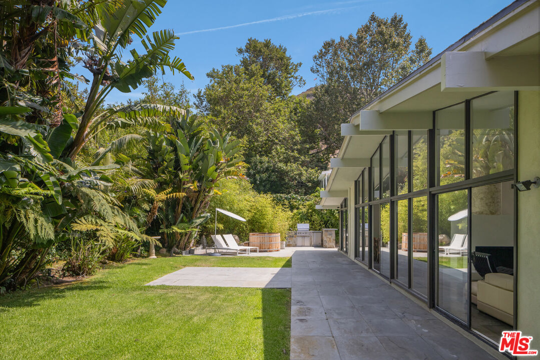 30611 Las Estrellas Dr