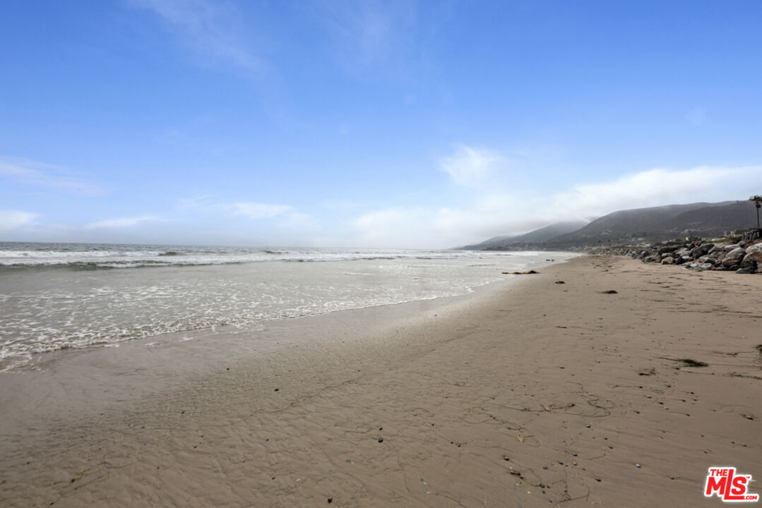 30611 Las Estrellas Dr