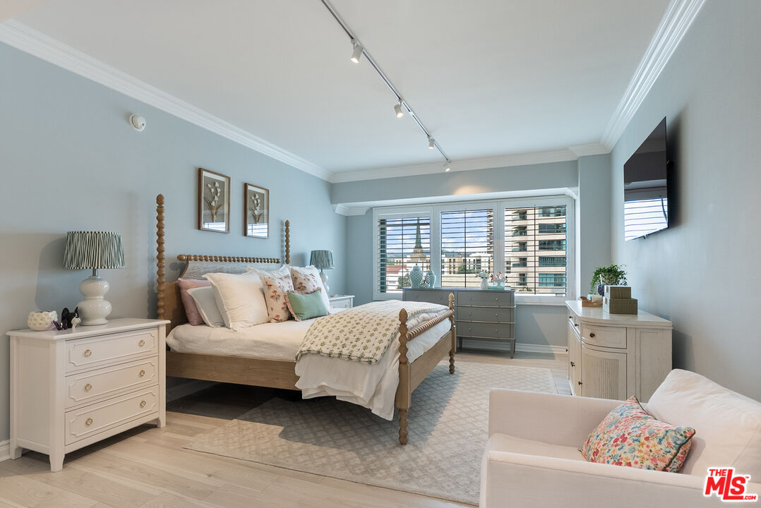 10520 Wilshire Blvd Unit: 602