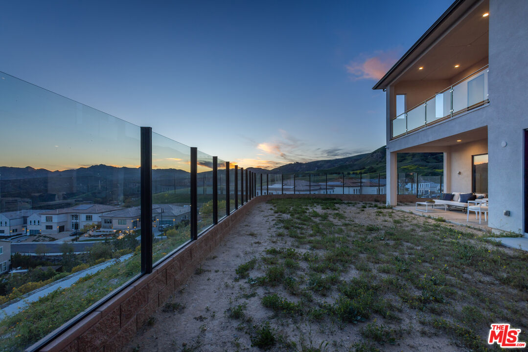 20668 W Hummingbird Ct