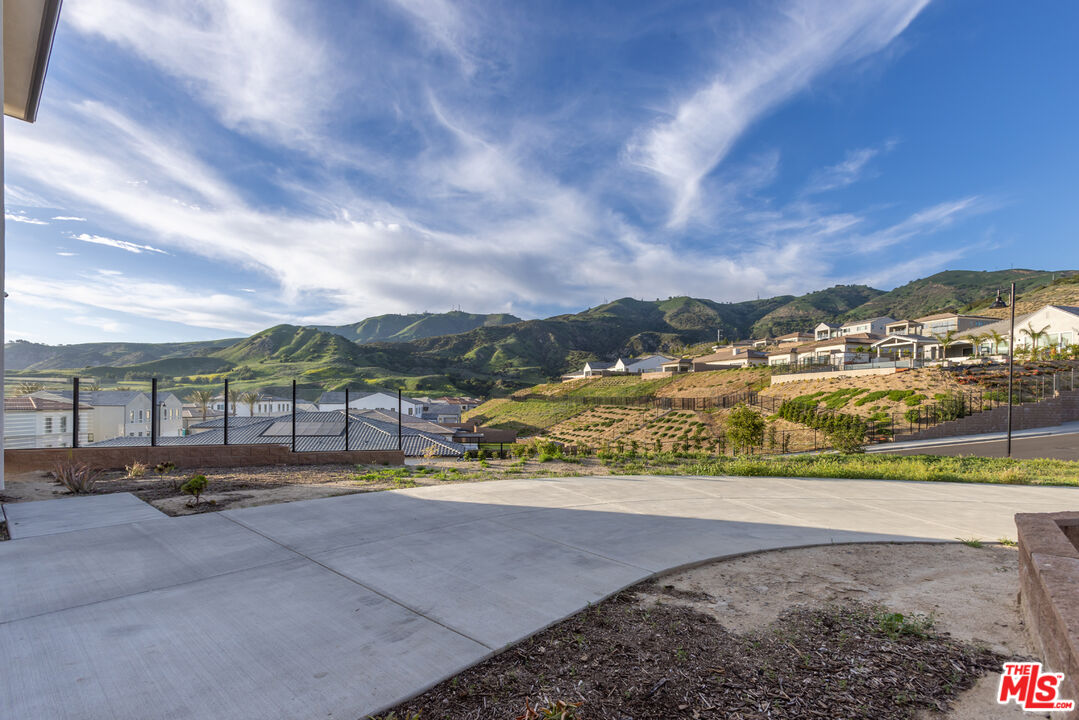 20668 W Hummingbird Ct