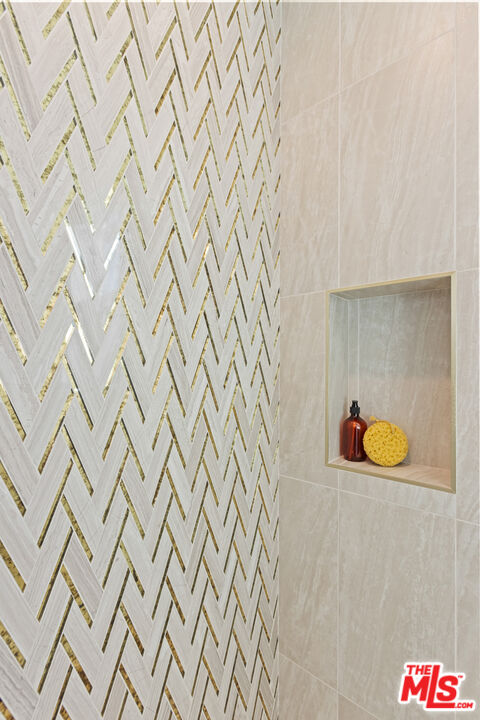 20668 W Hummingbird Ct