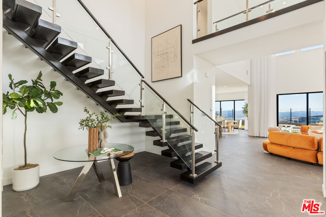 20668 W Hummingbird Ct