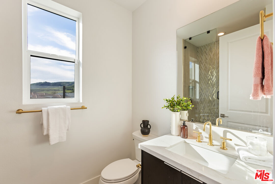 20668 W Hummingbird Ct