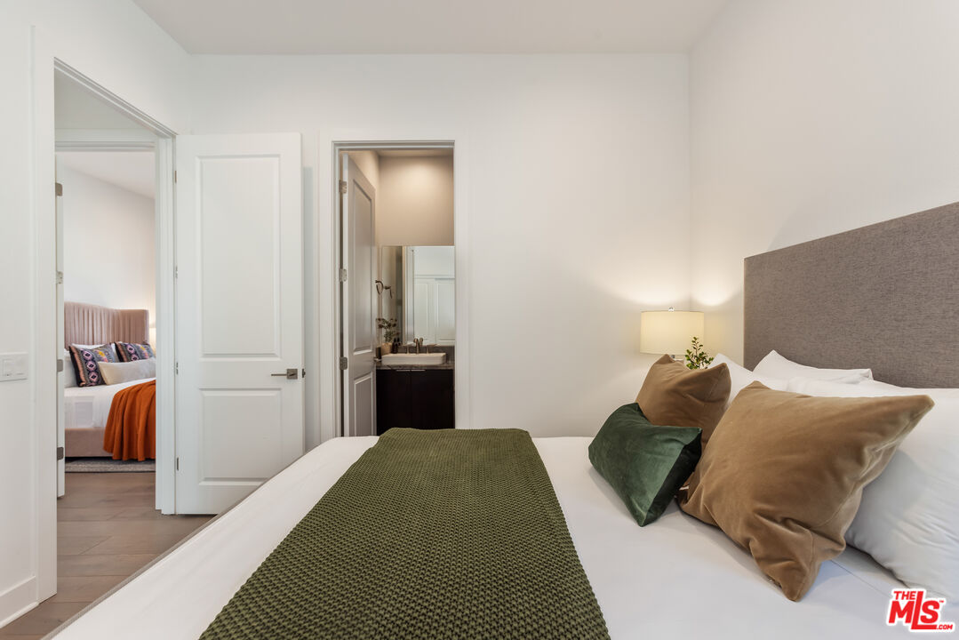 20668 W Hummingbird Ct