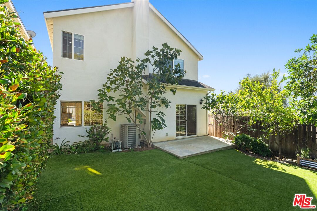 2409 Olive Ave