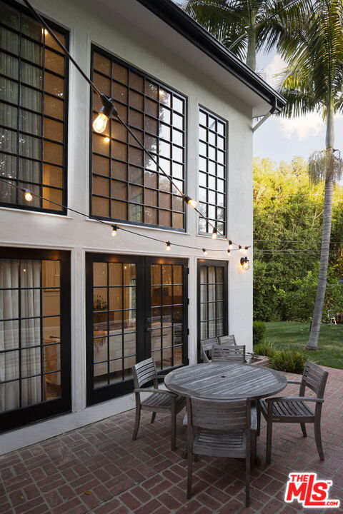 2625 Nichols Canyon Rd