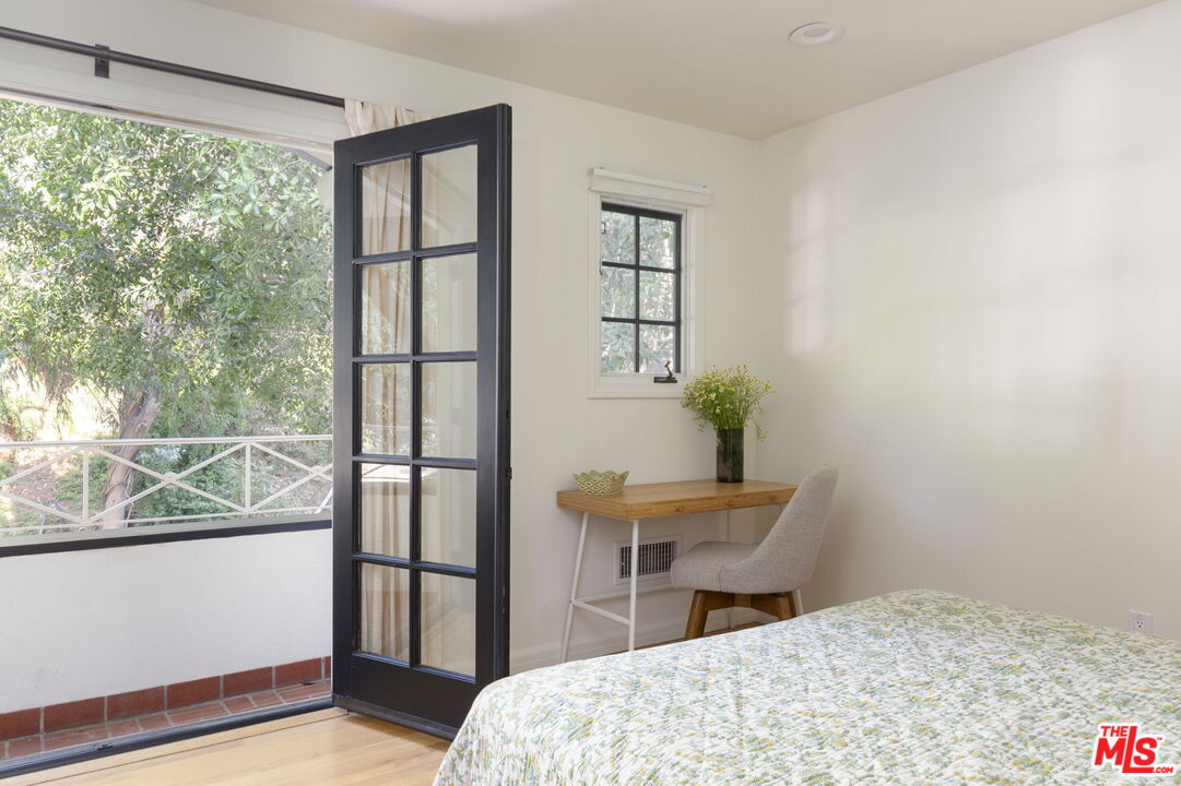 2625 Nichols Canyon Rd