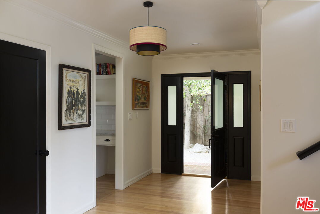 2625 Nichols Canyon Rd