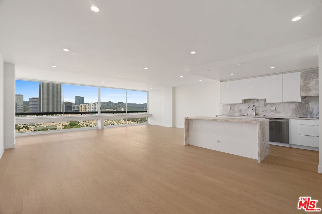 2222 Avenue Of The Stars Unit: 1504