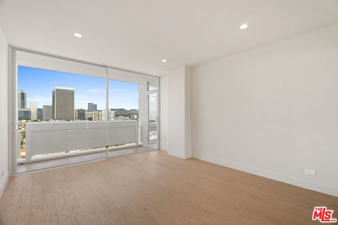 2222 Avenue Of The Stars Unit: 1504