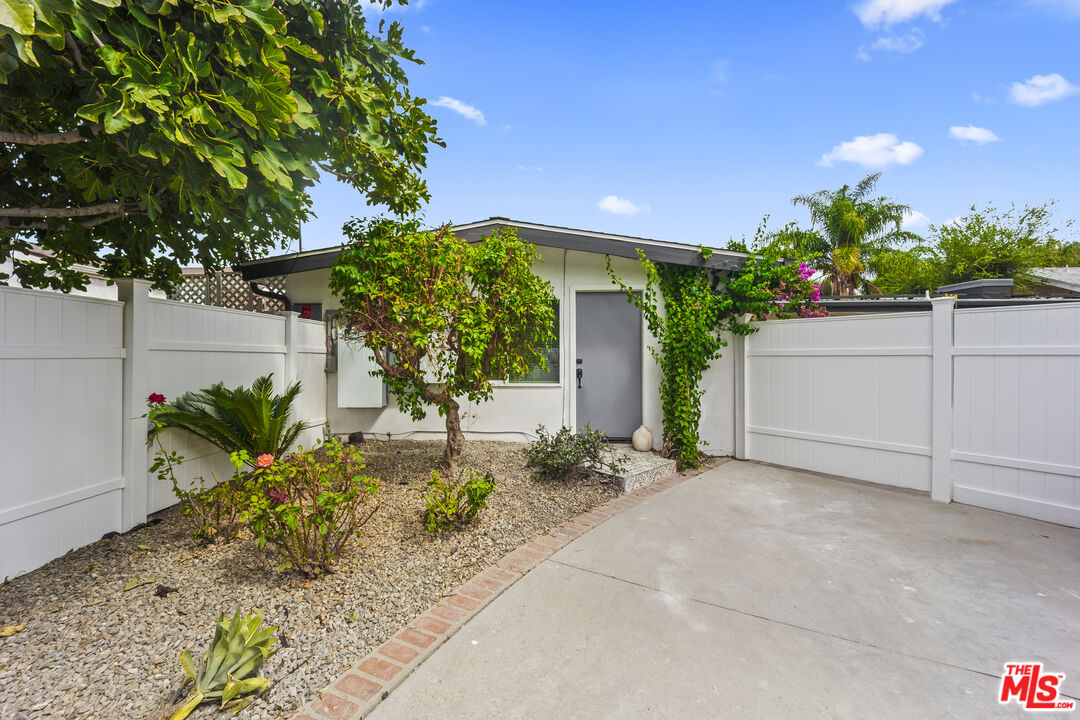 7442 Capps Avenue Unit: A