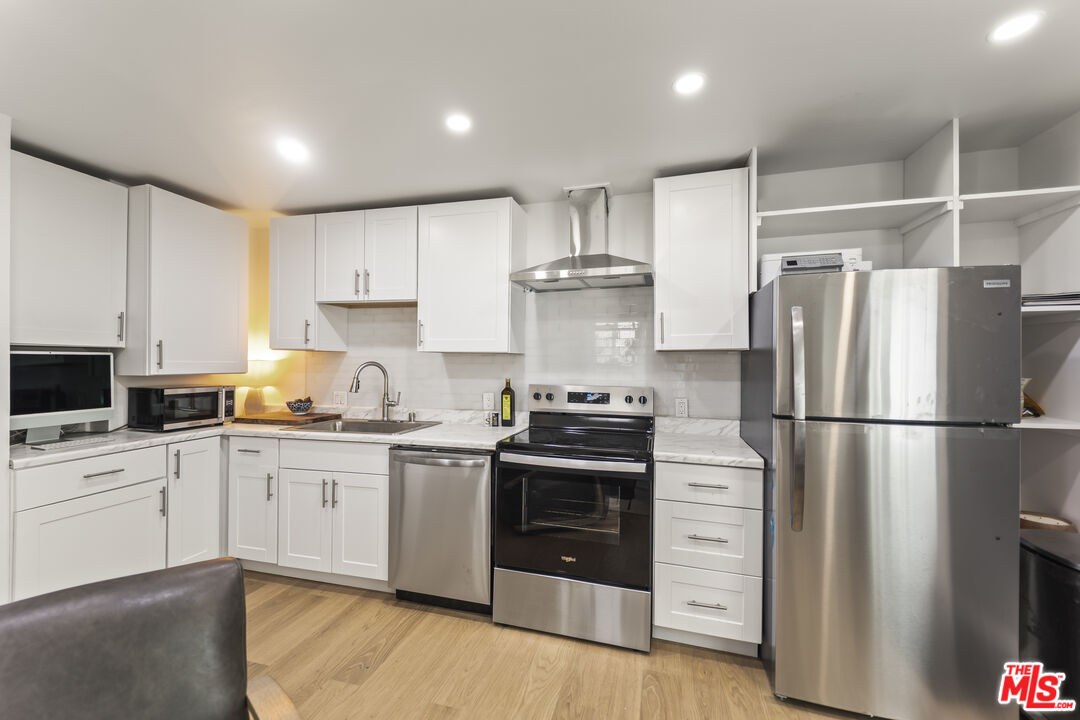 7442 Capps Avenue Unit: A