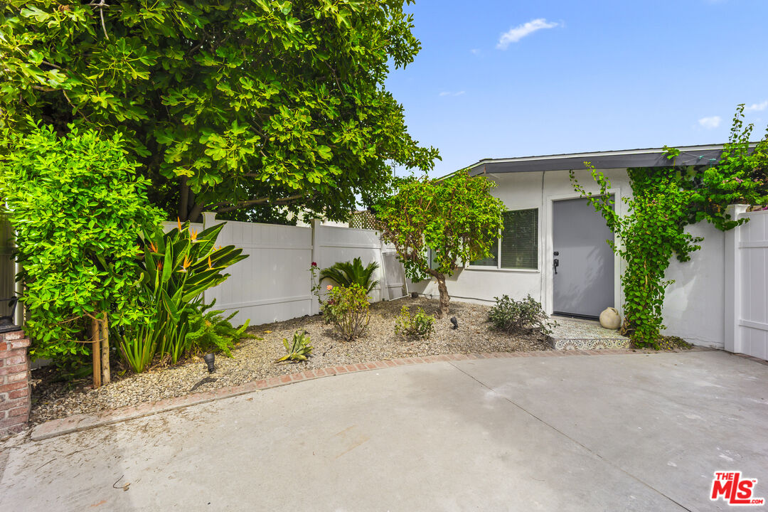 7442 Capps Avenue Unit: A