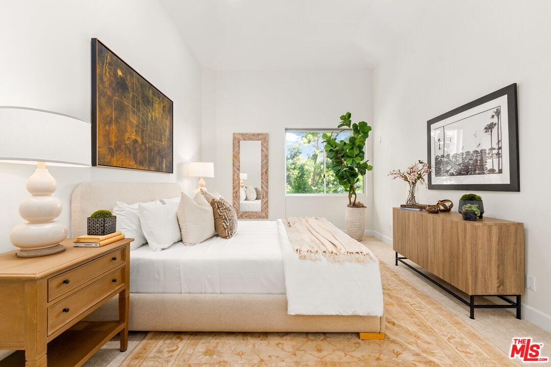 390 S Sepulveda Blvd Unit: 409