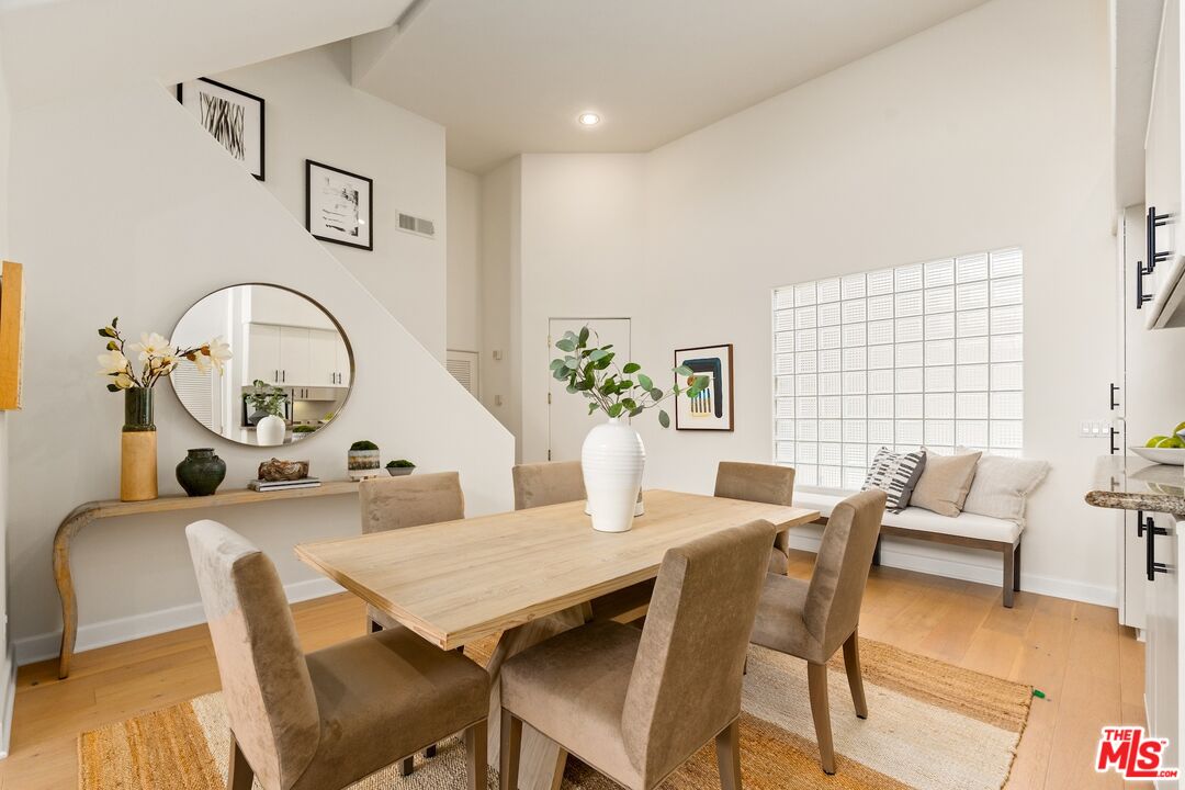 390 S Sepulveda Blvd Unit: 409