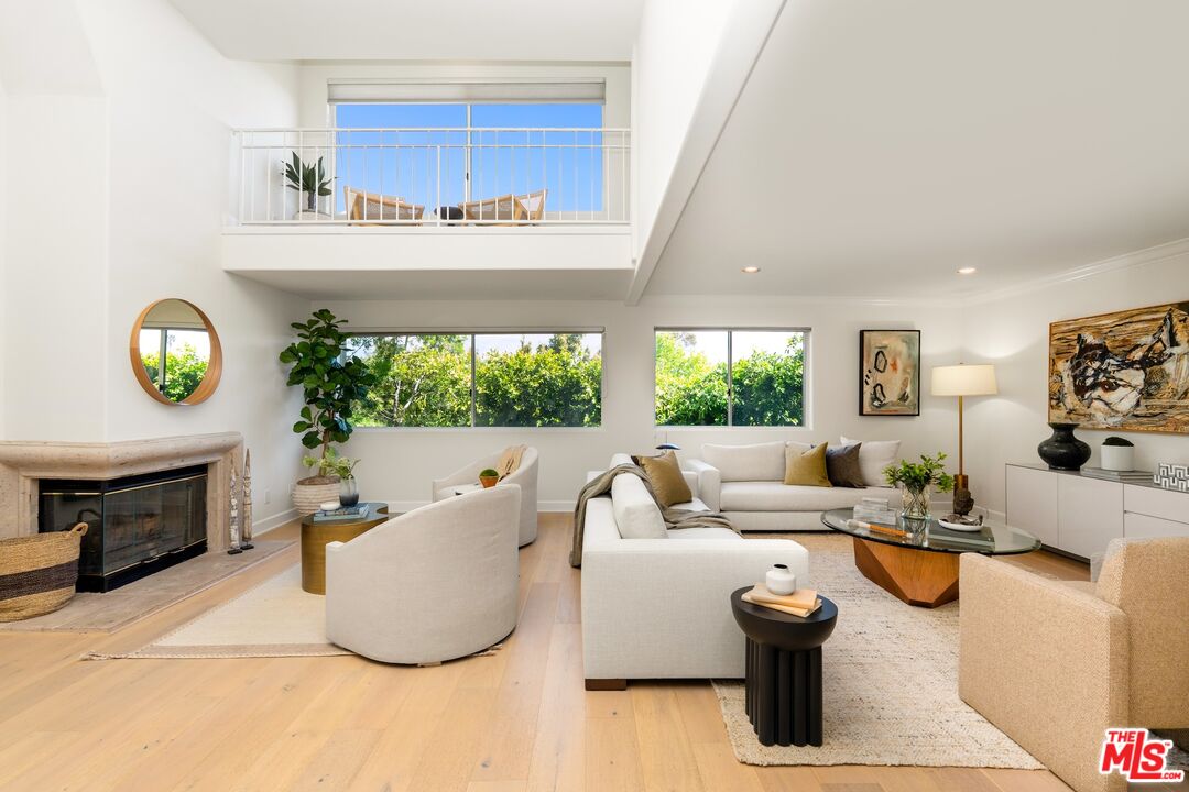 390 S Sepulveda Blvd Unit: 409