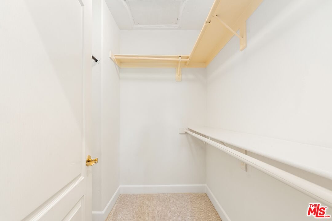 390 S Sepulveda Blvd Unit: 409