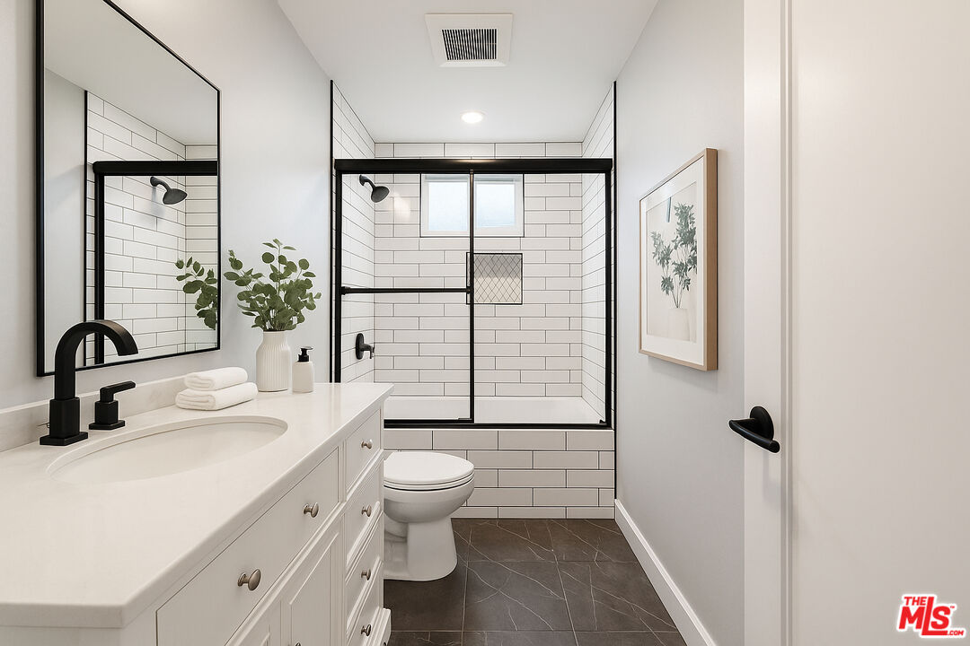 1307 Tamarind Ave Unit: 3