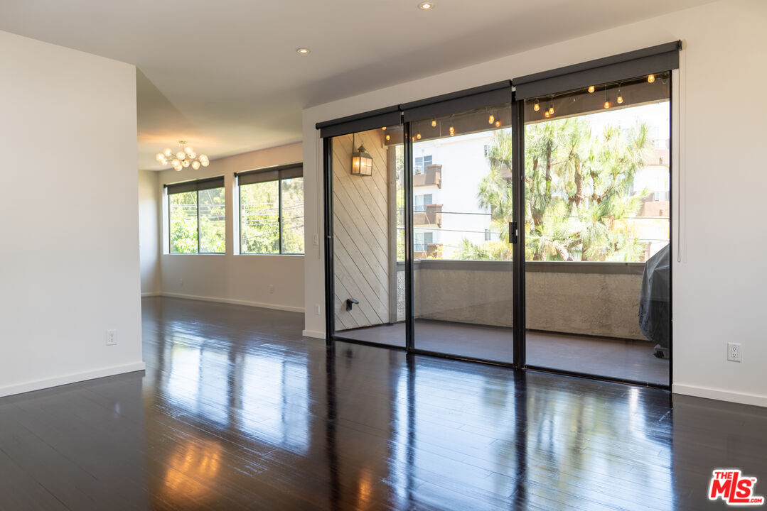 1505 Purdue Ave Unit: 202