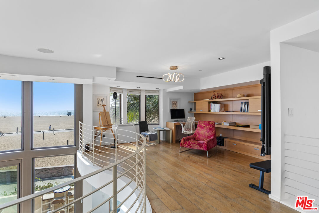 11 Marine Terrace Unit: 1
