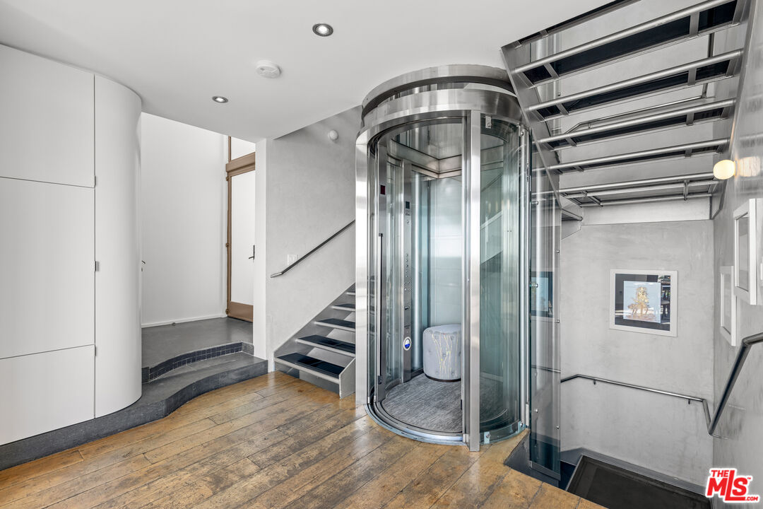 11 Marine Terrace Unit: 1