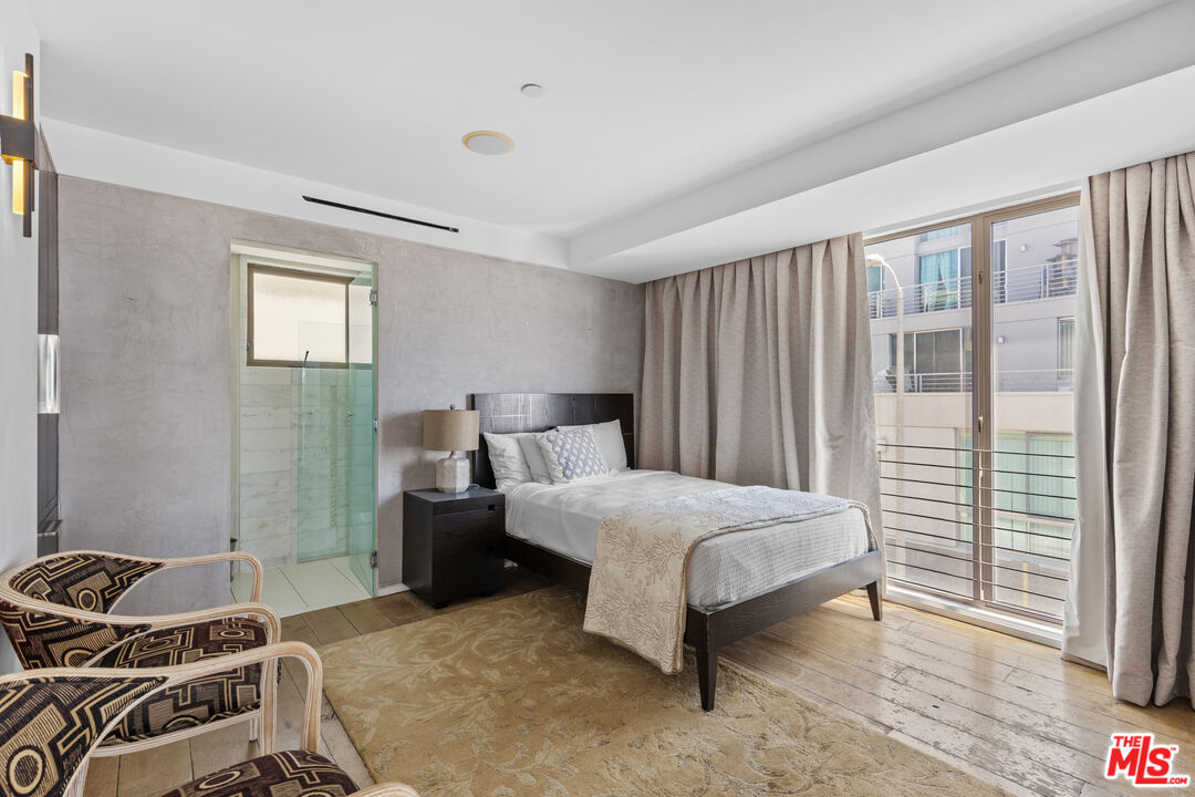11 Marine Terrace Unit: 1