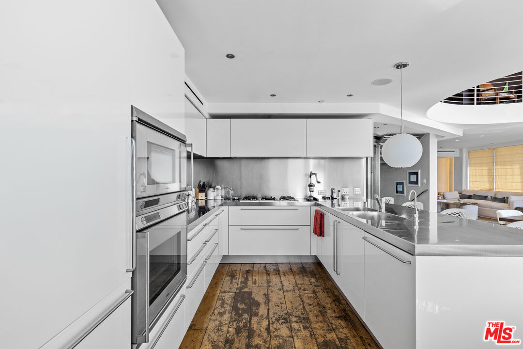 11 Marine Terrace Unit: 1