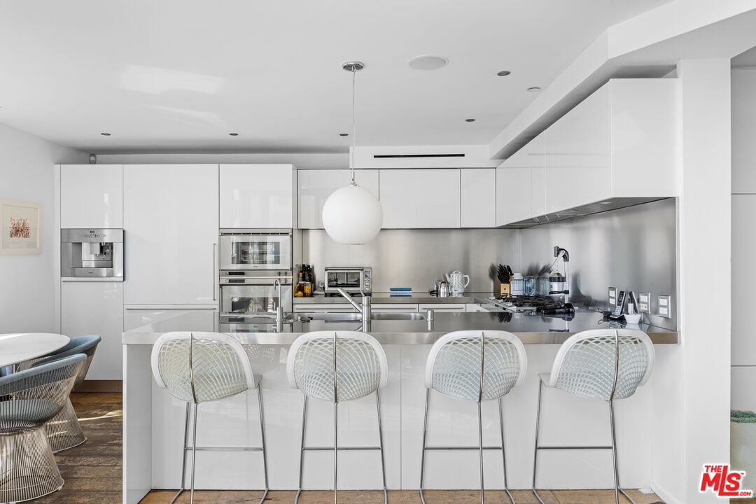 11 Marine Terrace Unit: 1