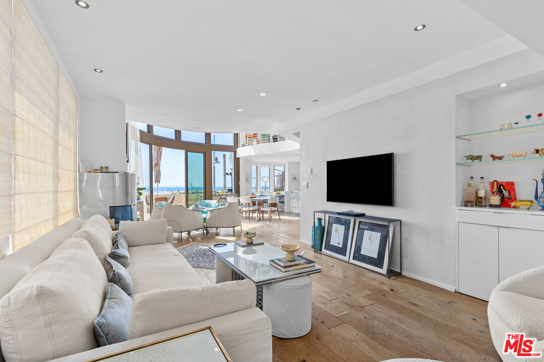 11 Marine Terrace Unit: 1