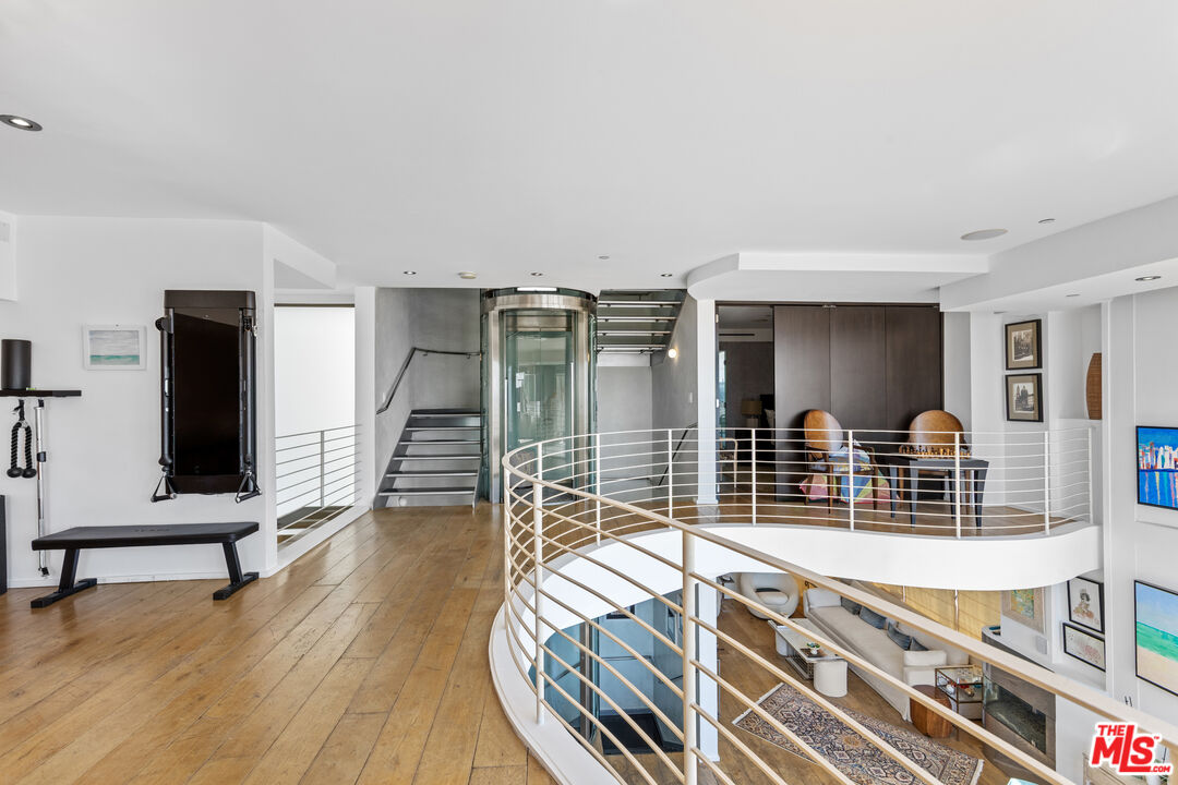 11 Marine Terrace Unit: 1