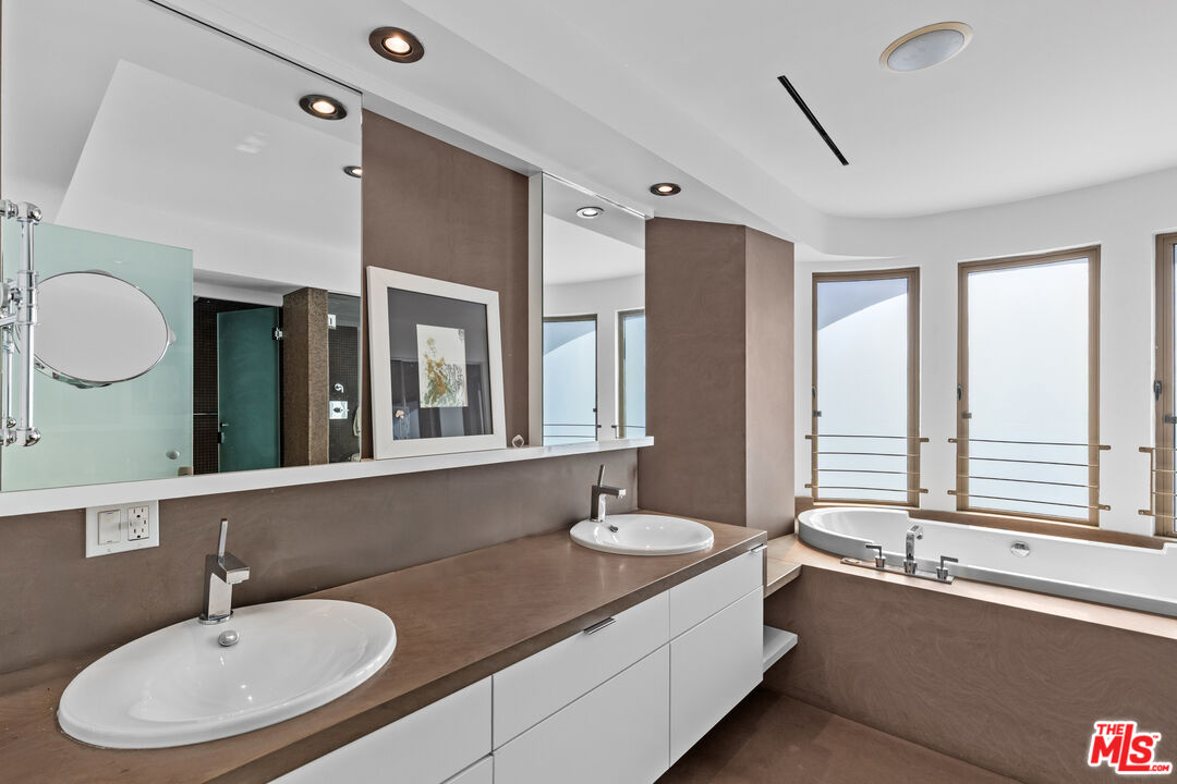 11 Marine Terrace Unit: 1