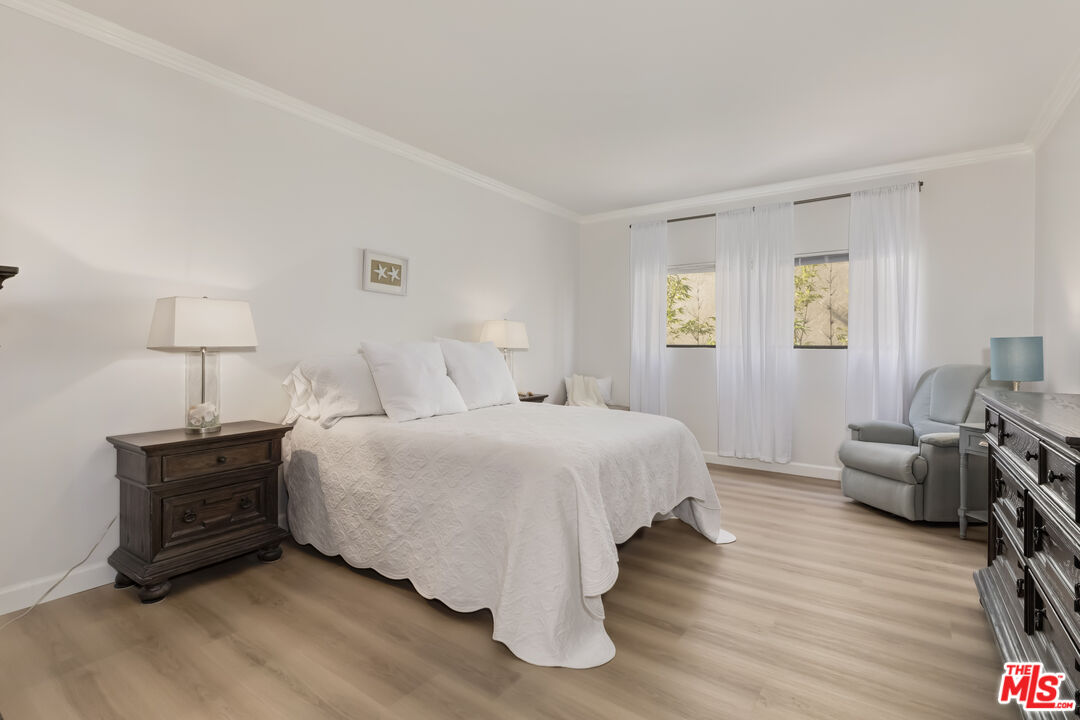 828 S Bedford St Unit: 202