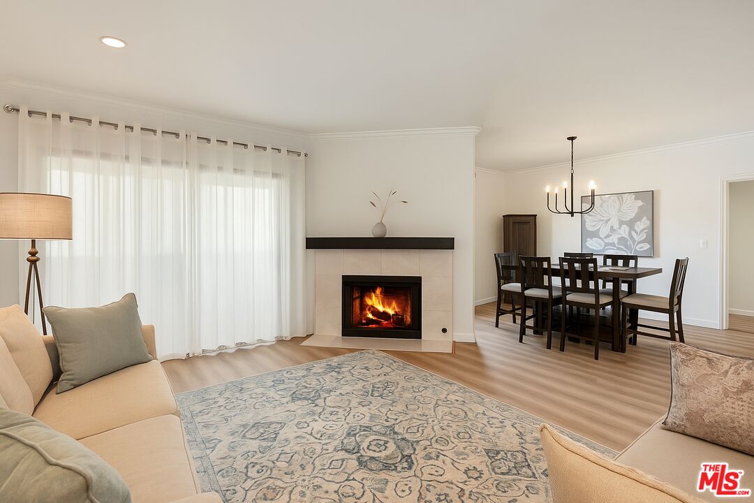 828 S Bedford St Unit: 202