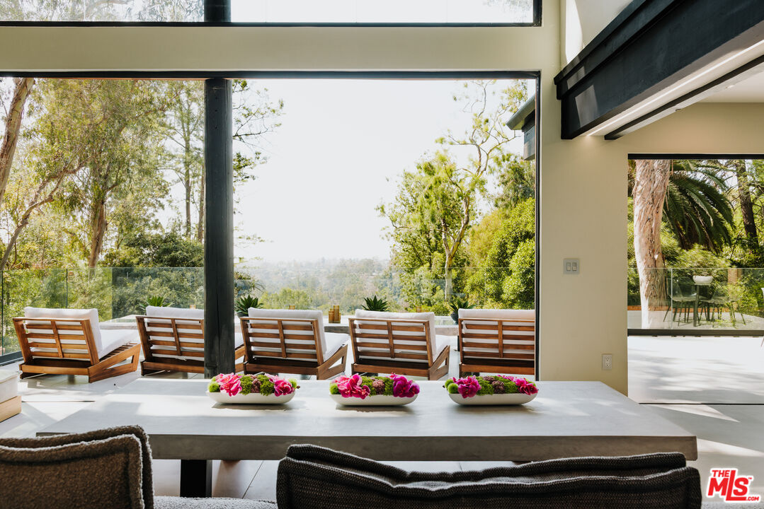 1509 Amalfi Dr