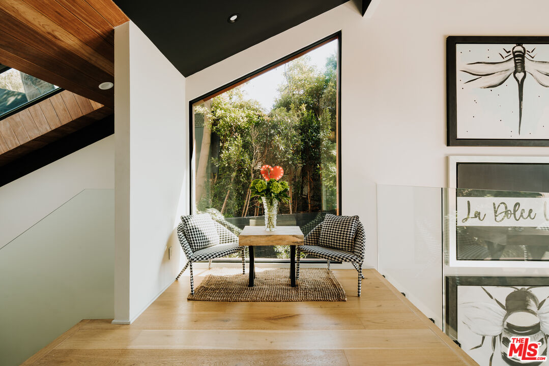 1509 Amalfi Dr