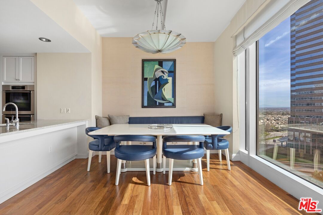 1 W Century Dr Unit: 10A