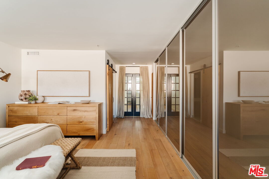 700 Main St Unit: 11