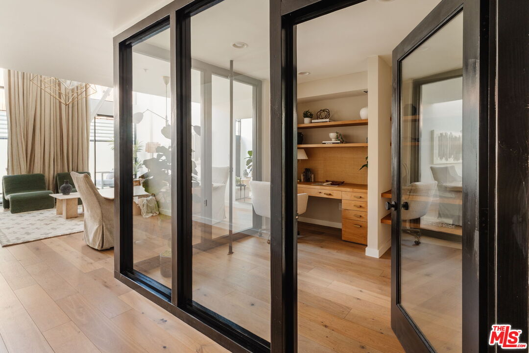 700 Main St Unit: 11