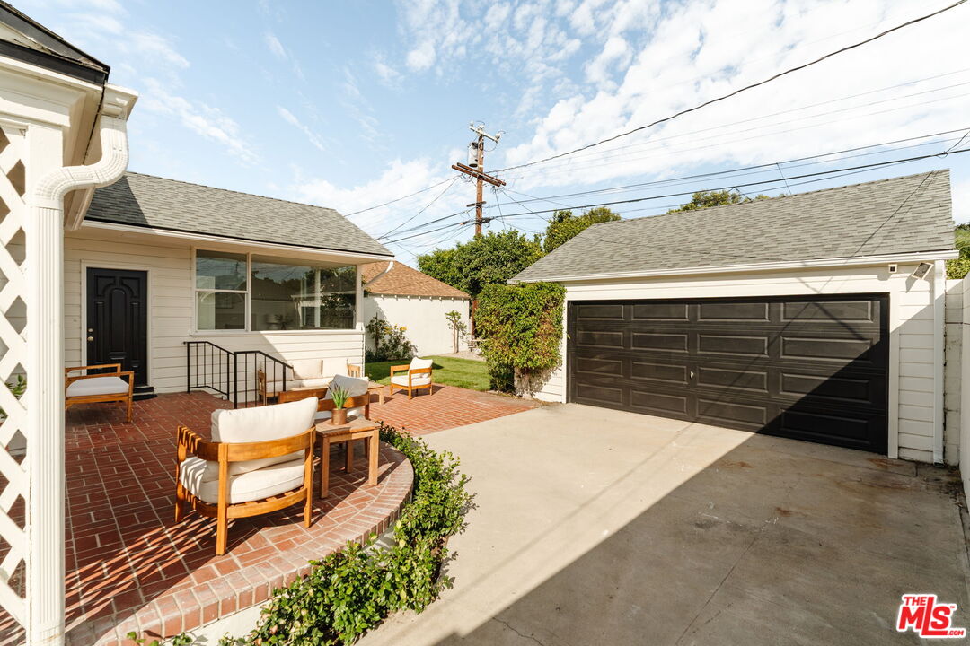 3860 Hepburn Ave