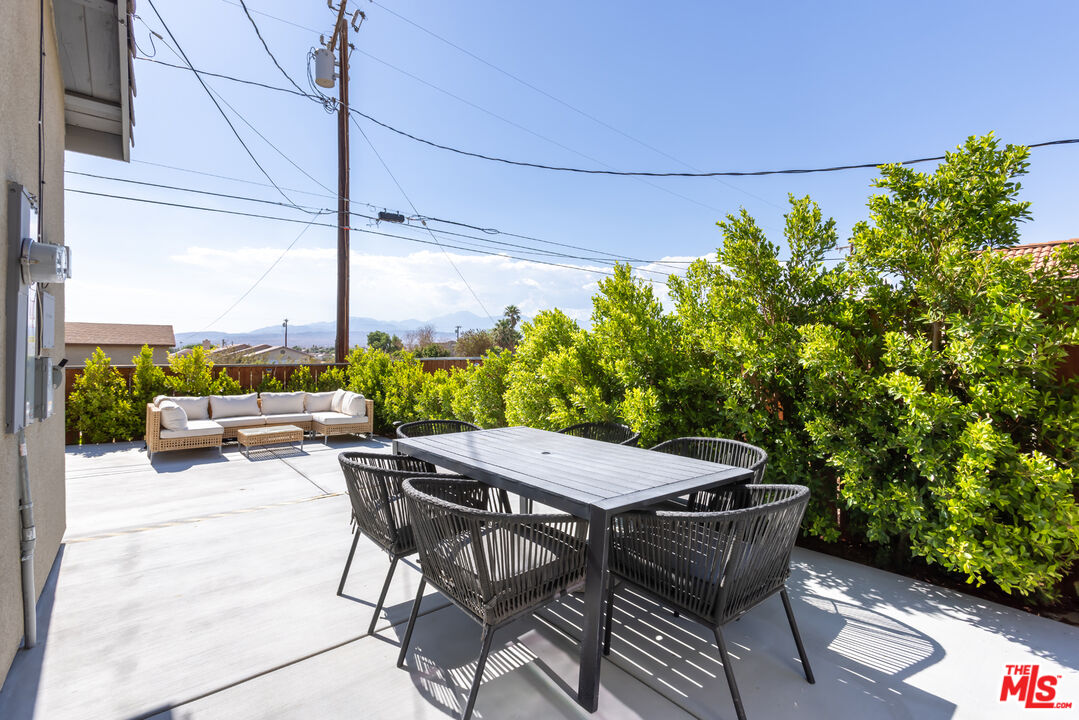16295 Avenida Atezada
