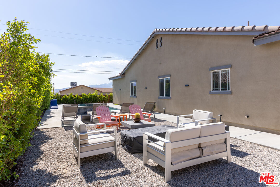 16295 Avenida Atezada