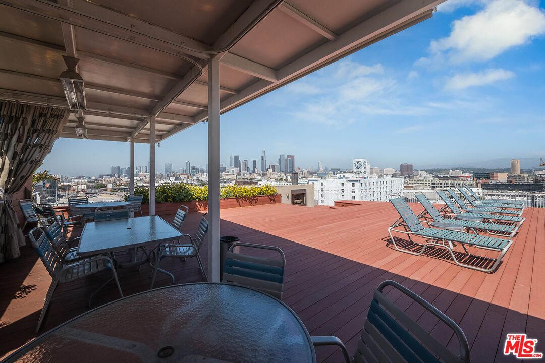 1855 Industrial St Unit: 703