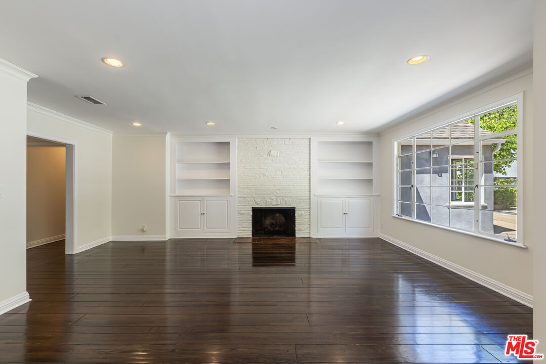 11339 Thurston Pl