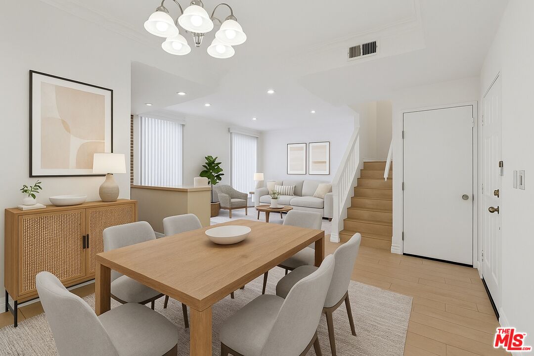 1826 Overland Ave Unit: 8