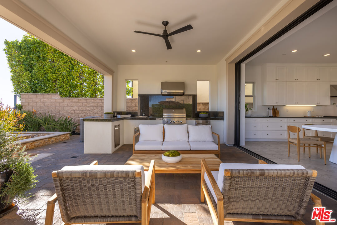 20162 W Cromwell Way