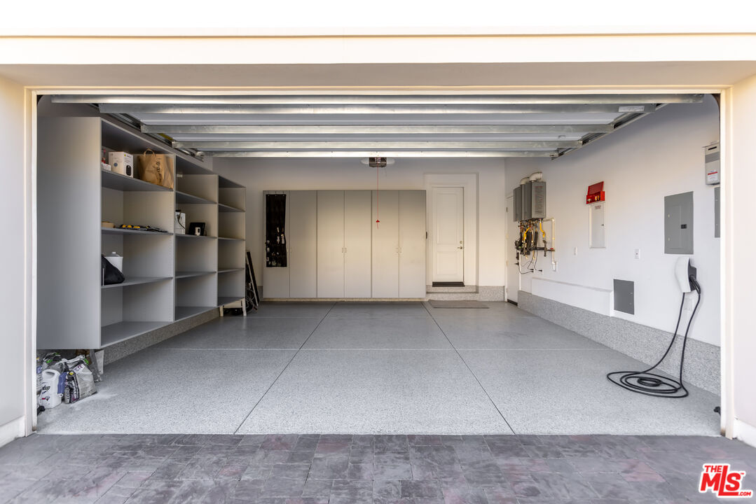 20162 W Cromwell Way