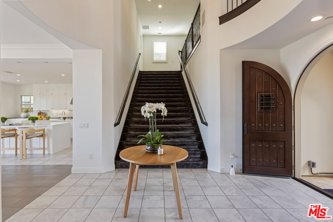 20162 W Cromwell Way